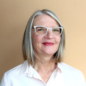 Kerstin Lück Erfinderin des Friedensteppichs Portrait